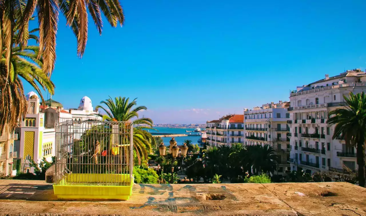 Vacances en Algérie pas cher : comment organiser un séjour économique et réussi