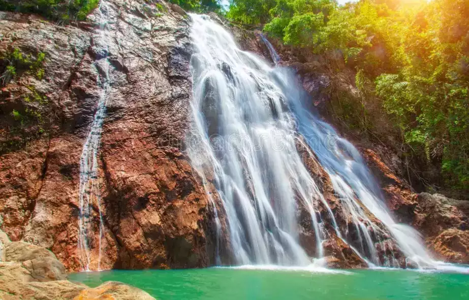 Cascades de Na Muang Koh samui