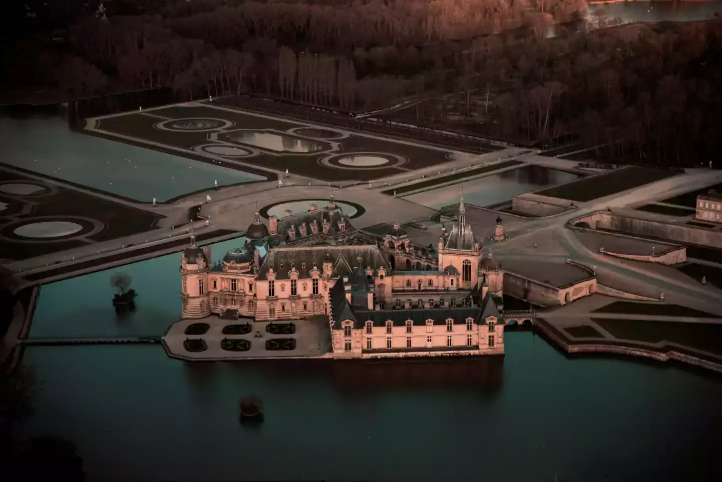chateau Chantilly