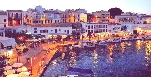 Baléares port Minorque