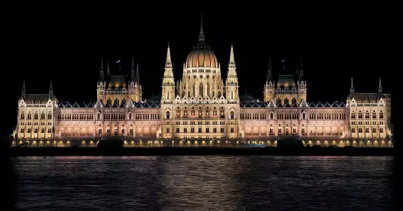 budapest parlement visite