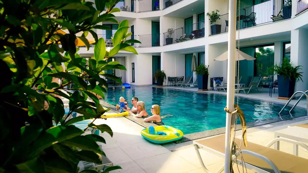 Staycation : week‑ends de luxe à Paris et en régions pour se sentir en vacances sans partir