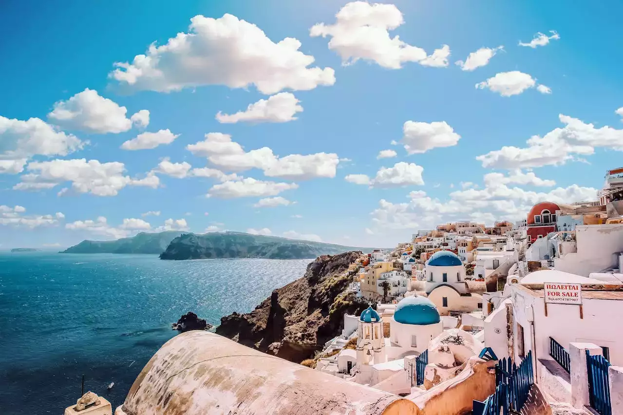 Grèce en Avril : Météo, Quelle Île Choisir et Bons Plans
