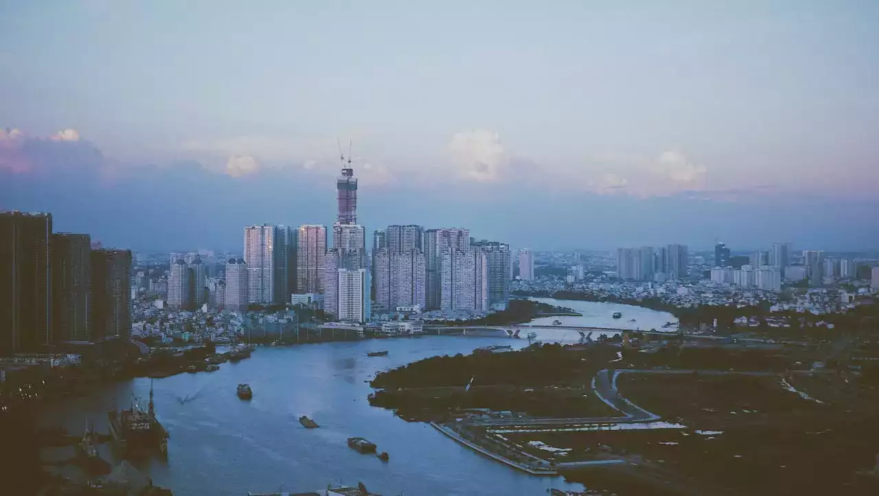 Vietnam fleuve ville