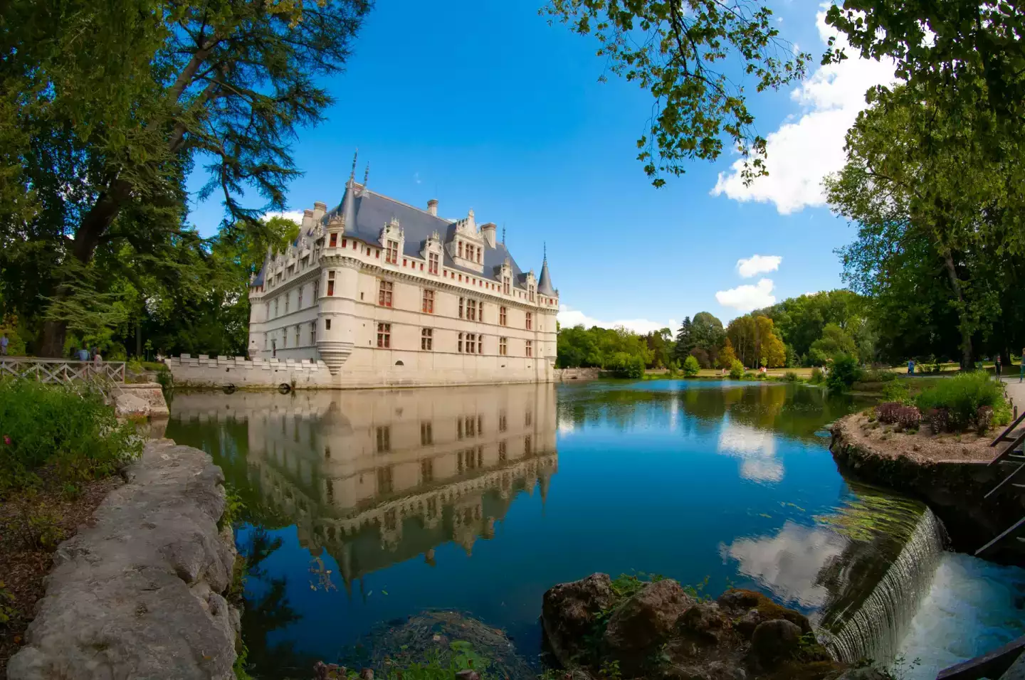 Week-end pas cher en France : 7 séjours incontournables à petit budget
