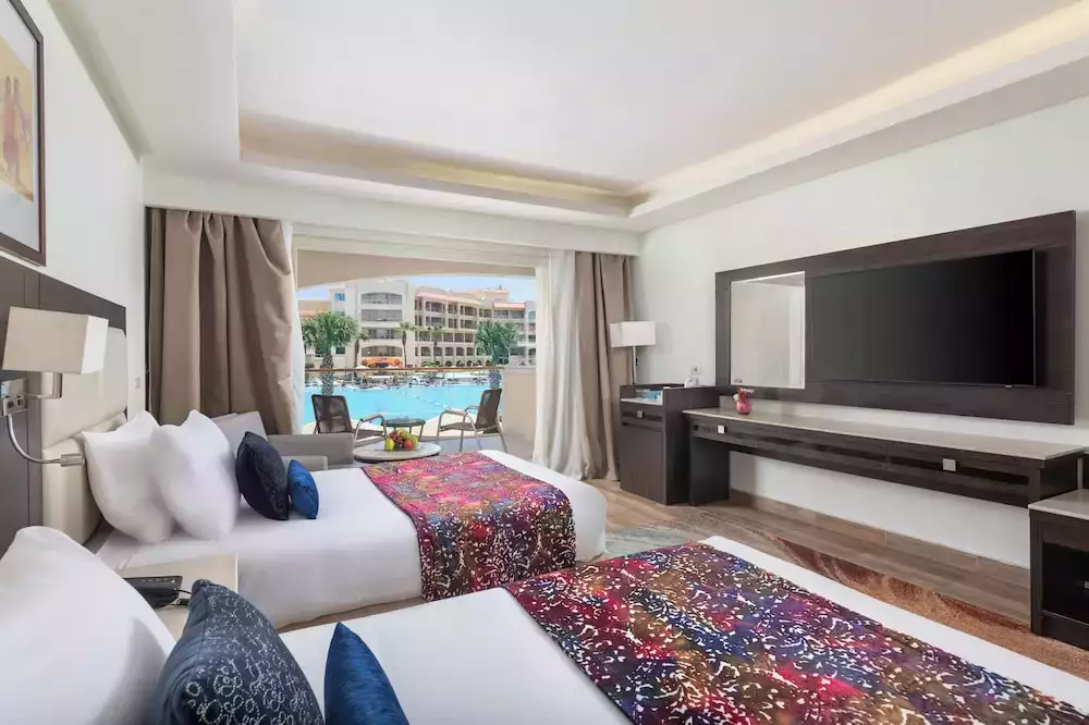150 mètres de plage privée à Hurghada : ce complexe 5 étoiles vaut-il le détour ?