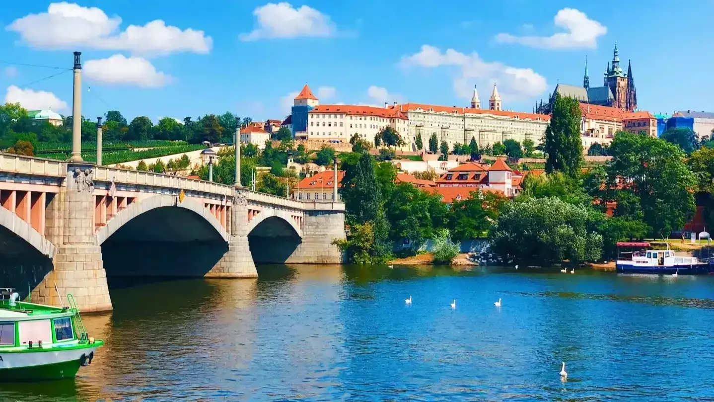 Prague en 48h pour moins de 150 € : le programme chiffré poste par poste