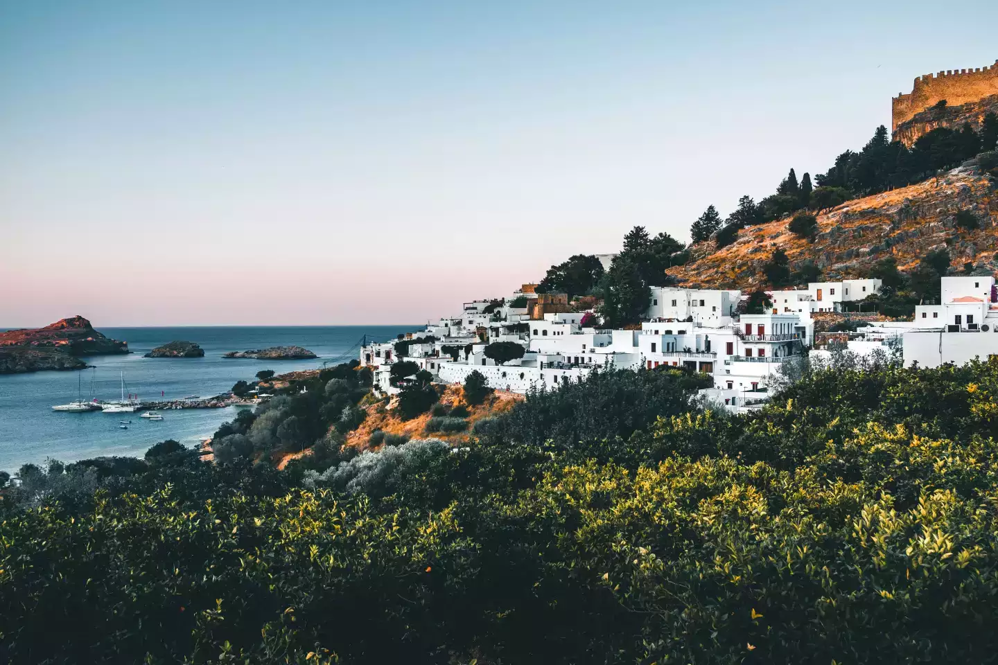 Rhodes en Mars : Bonne idée ou pas ? Voici notre avis