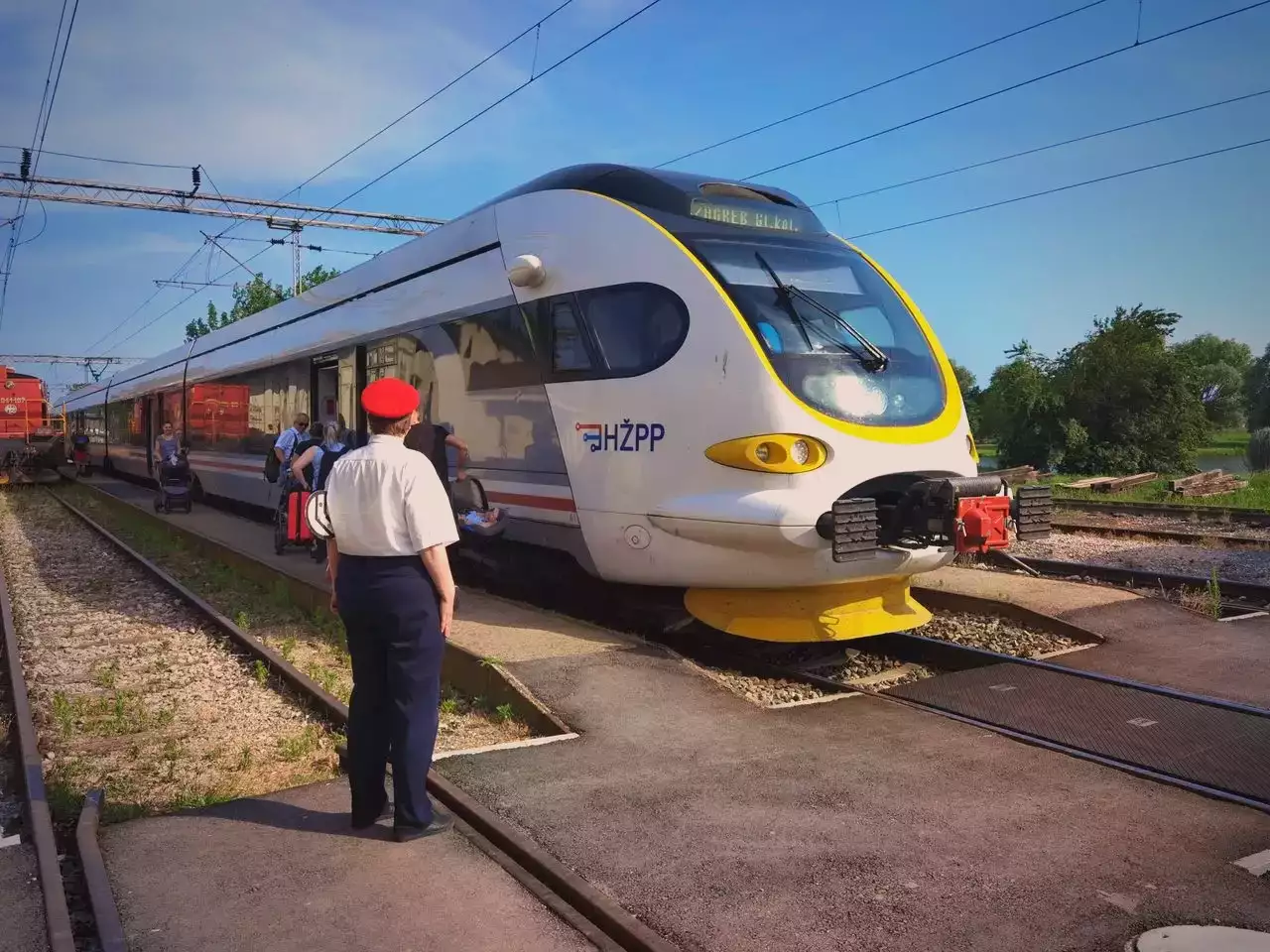 Voyage sans avion : 5 pépites accessibles en train cet été