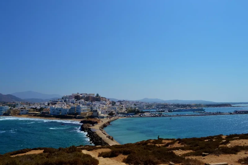 naxos vue ville