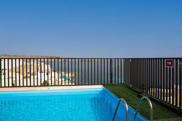 piscine hotel relax inn malte