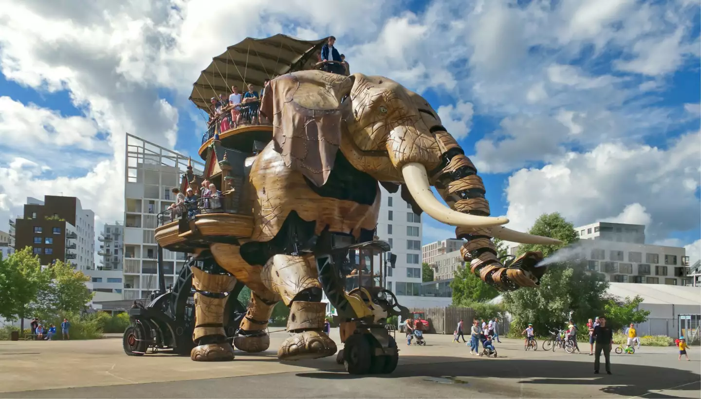 elephant nantes