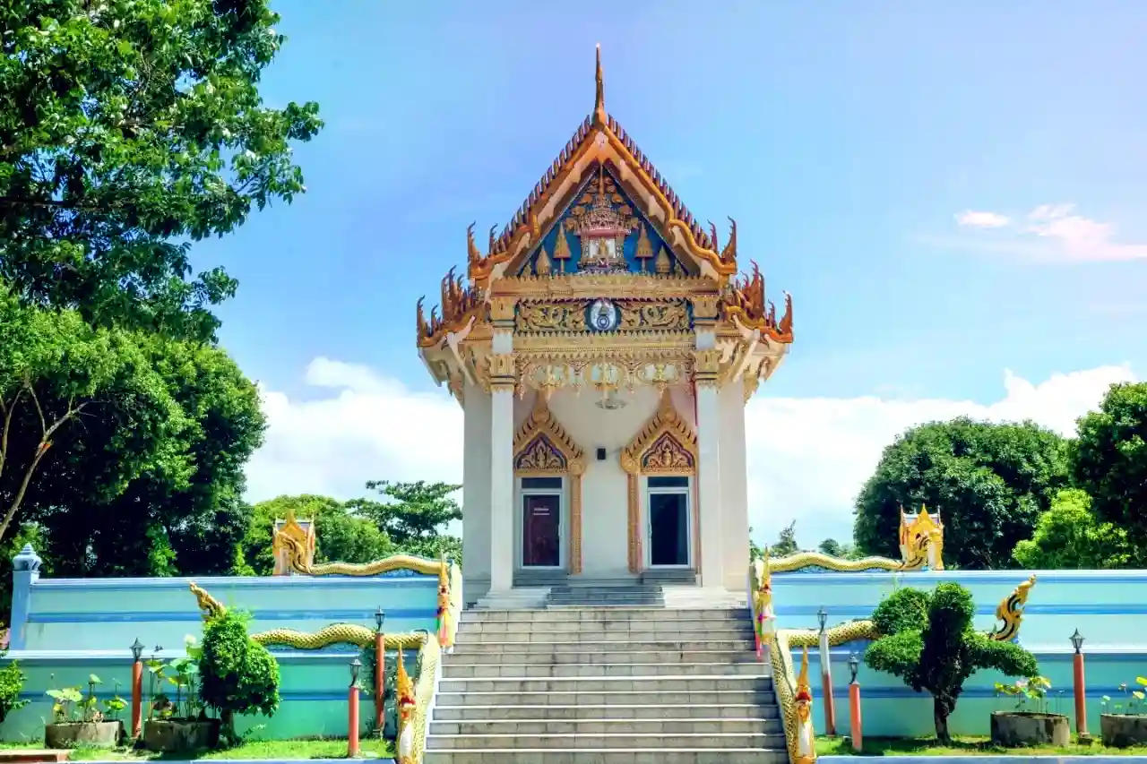 koh samui Wat Khunaram Thailande